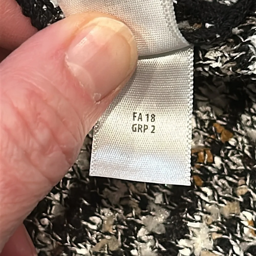 St. John Inlaid Eyelash Knit Cap Sleave A-Line Dress size 8 Black White Brown - Picture 10 of 17